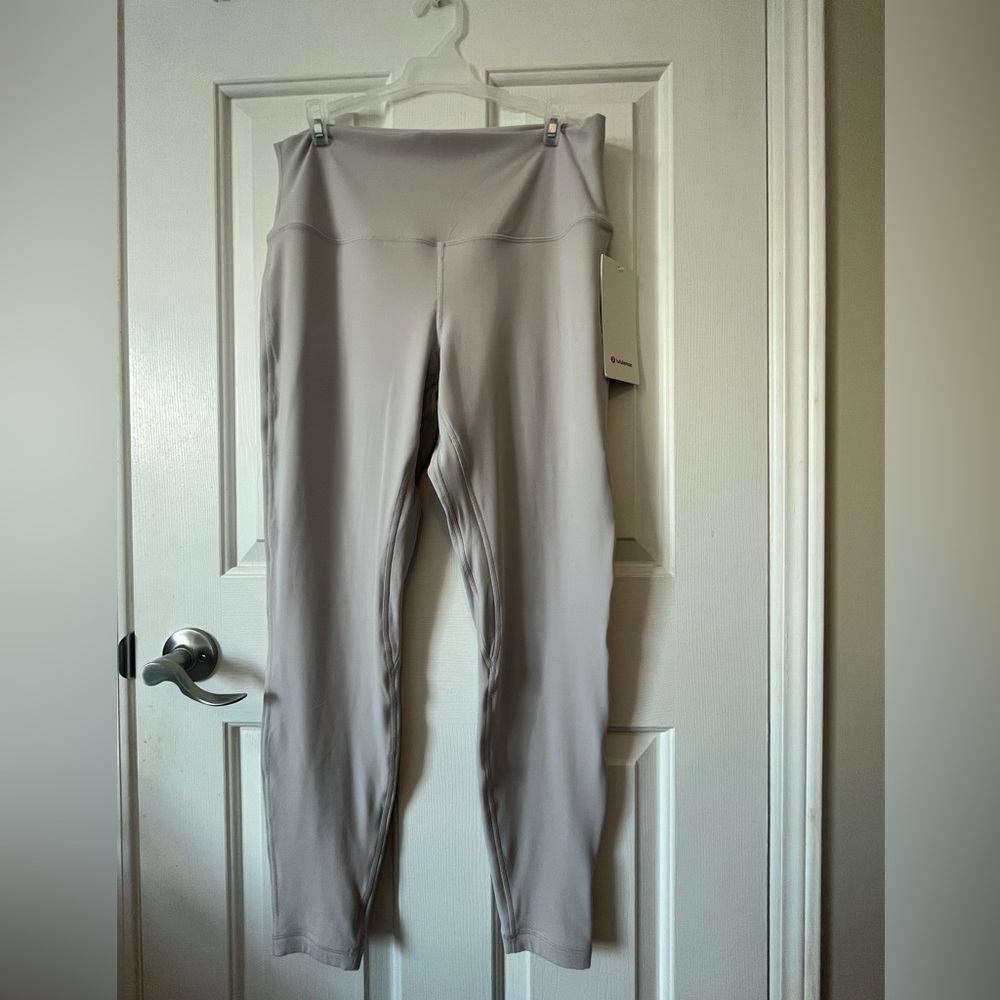 BNWT Lululemon size 14 leggings